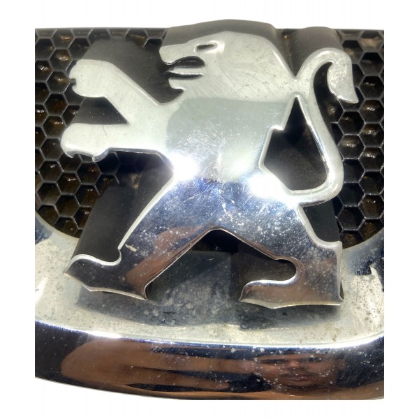 Emblema Grade Parachoque Dianteiro Peugeot 207 2008 A 2014