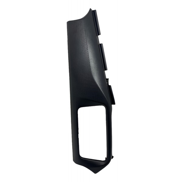 Moldura Painel Multimidia Nissan Kicks Sense 2024