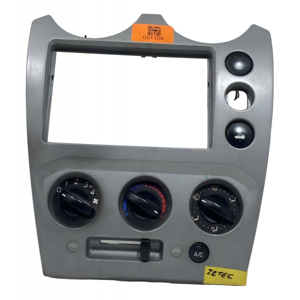 Moldura Central Comando De Ar Ford Fiesta 2005 A 2012